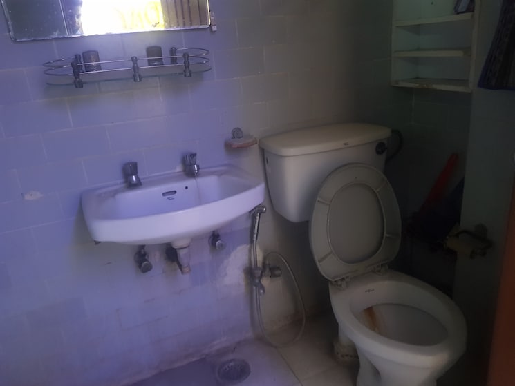 Bathroom, ansal-neelpadam 1 RK 500 Sq.Ft. Apartment In Vaishali Extension Ghaziabad 9536648