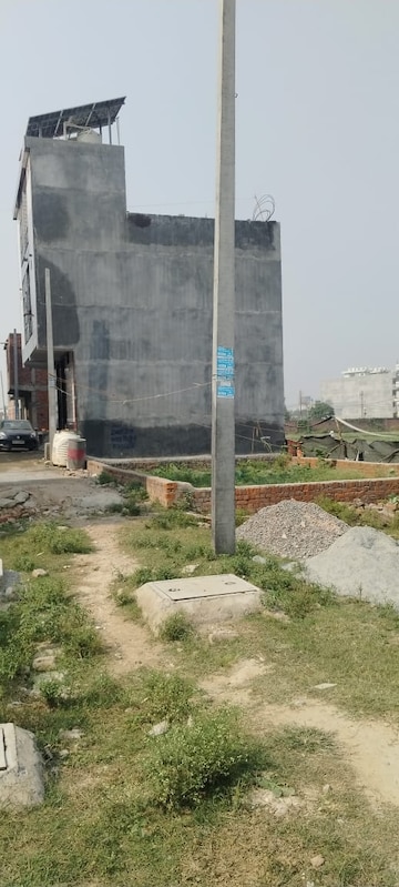  Plot – Garden View at SK The Grand City, Jewar - for Sale