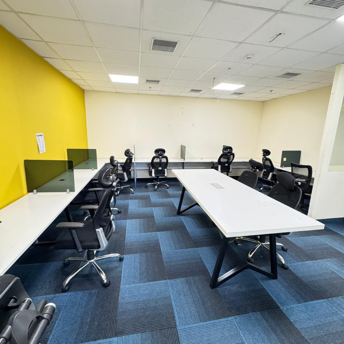 Office Space For Rent in Ready To Move Office