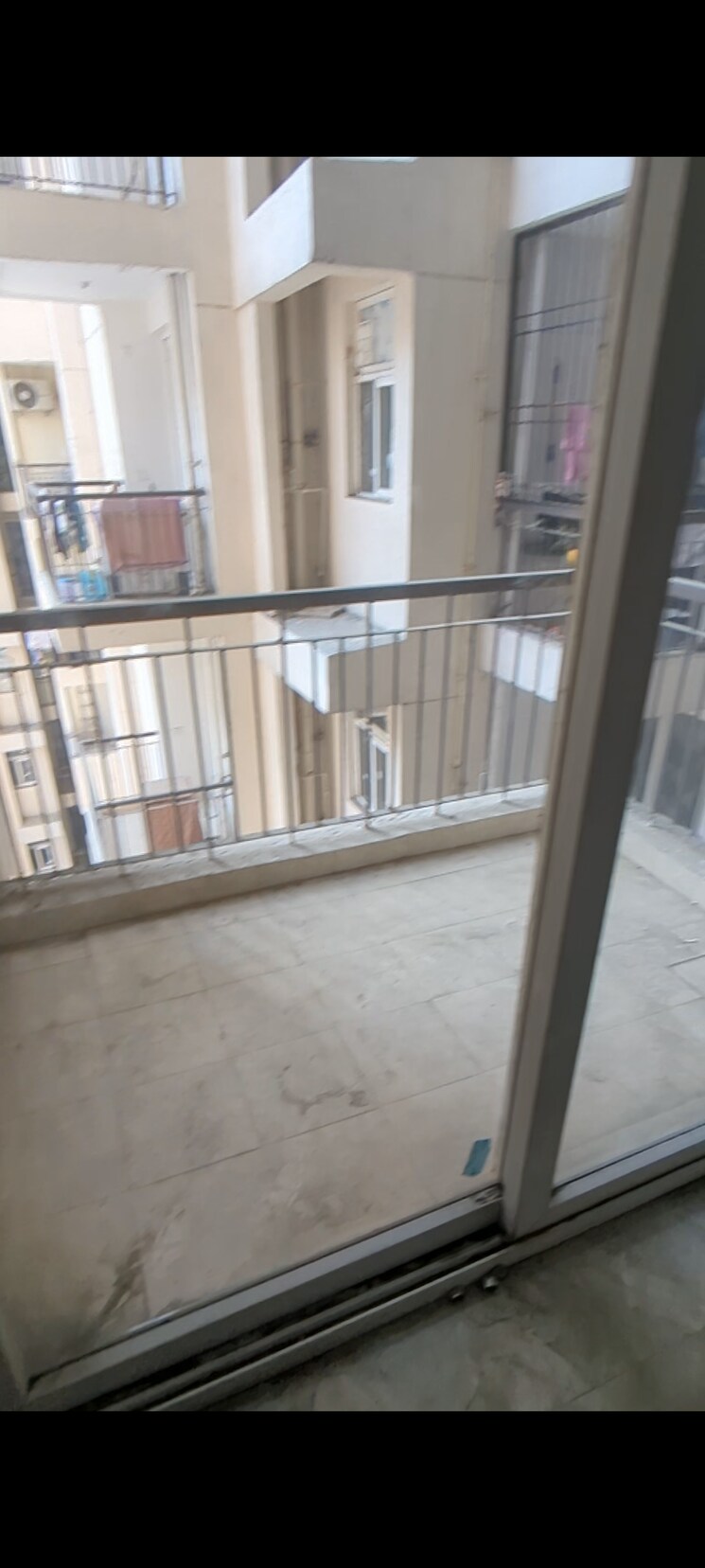 Balcony, amrapali-leisure-park 3 Bedroom 1145 Sq.Ft. Apartment In Amrapali Leisure Valley Greater Noida 9536896