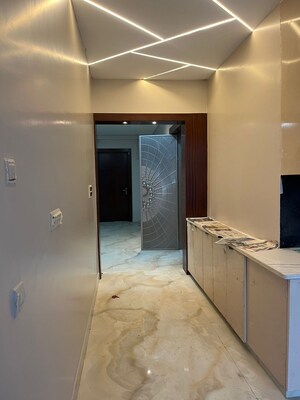 Room in 2 BHK Builder Floor at Malviya Nagar – for Rent