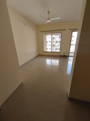 Room in 2 BHK Apartment at Park Express, Baner – for Rent