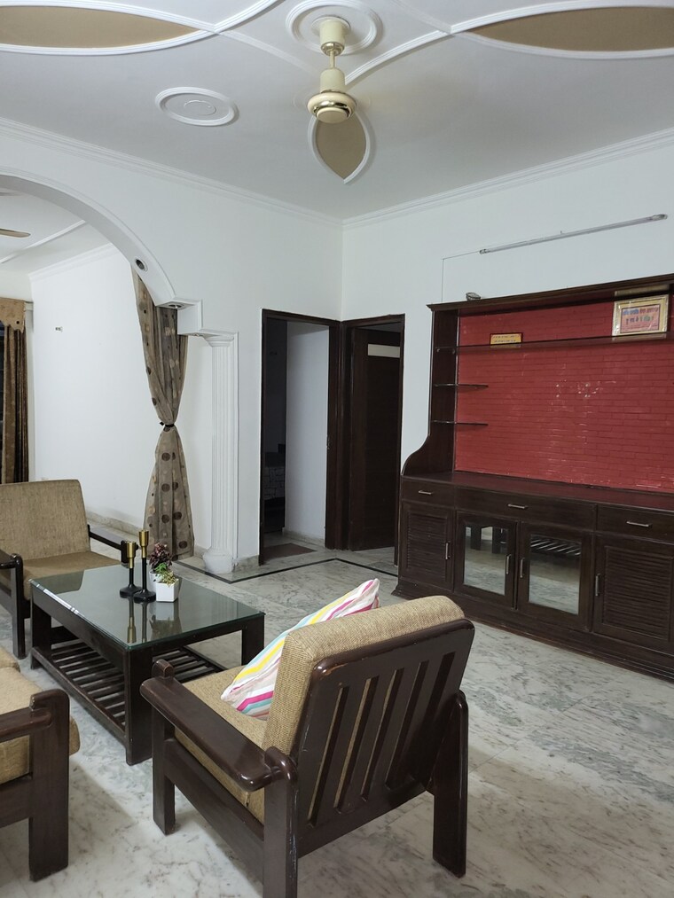 Living Room, dlf-building-10 3 Bedroom 1800 Sq.Ft. Apartment In Dlf Phase ii Gurgaon 9537039