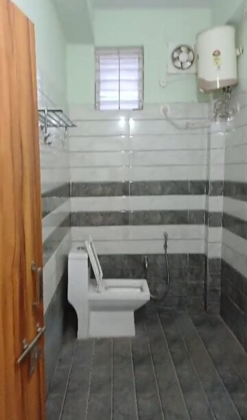 Attached Bathroom in 3 BHK Villa at Kapra – for Rent