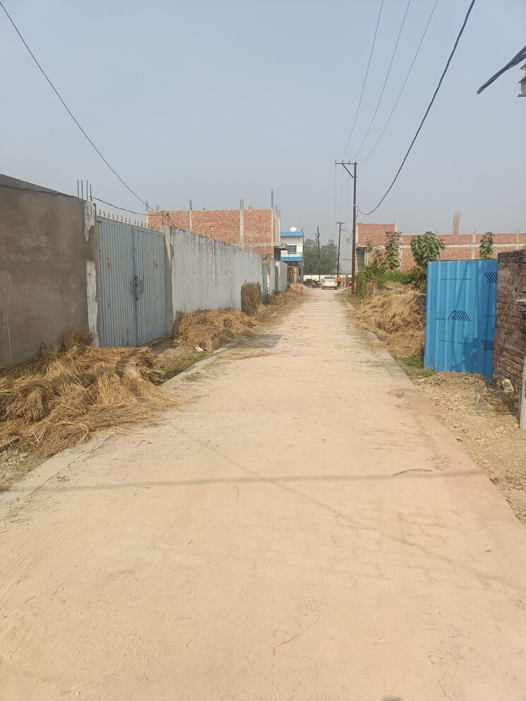 Exterior View, rohania  1000 Sq.Yd. Plot In Rohania Varanasi 9537111