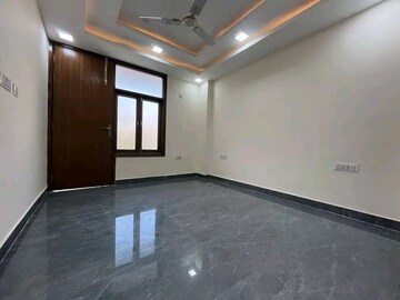 Room in 3 BHK Builder Floor at Risland Sky Mansion, Chattarpur – for Rent