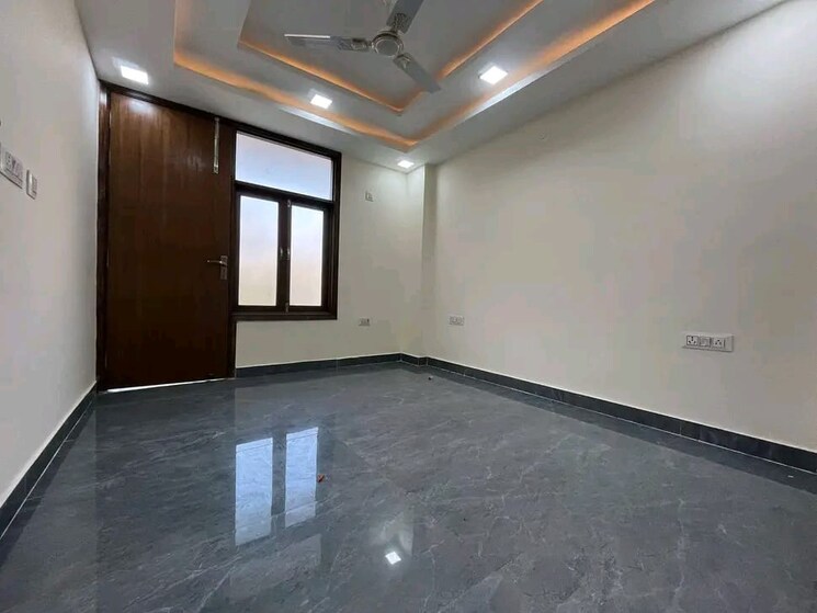 Room, risland-sky-mansion 3 Bedroom 1200 Sq.Ft. Builder Floor In Chattarpur Delhi 9537125