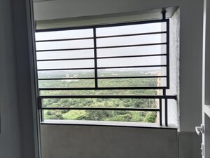 Room in 3 BHK Apartment at Aparna Sarovar, Nallagandla – for Rent