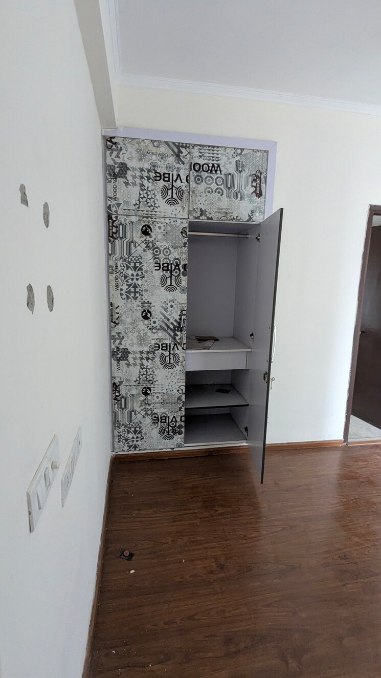 Living Room, amrapali-leisure-park 2 Bedroom 845 Sq.Ft. Apartment In Amrapali Leisure Valley Greater Noida 9537149