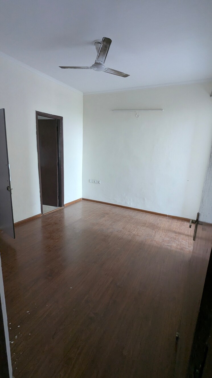 Room, amrapali-leisure-park 2 Bedroom 845 Sq.Ft. Apartment In Amrapali Leisure Valley Greater Noida 9537149