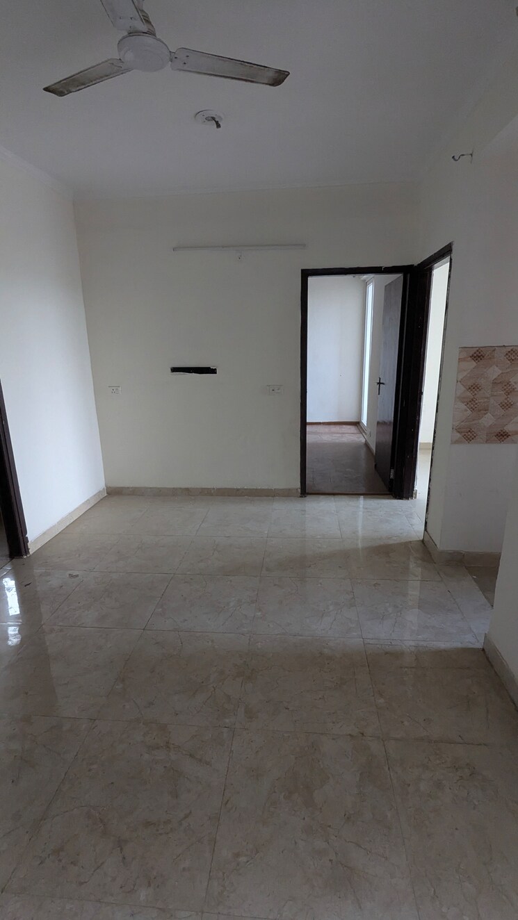 Room, amrapali-leisure-park 2 Bedroom 845 Sq.Ft. Apartment In Amrapali Leisure Valley Greater Noida 9537149