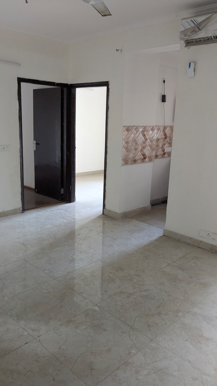 Room, amrapali-leisure-park 2 Bedroom 845 Sq.Ft. Apartment In Amrapali Leisure Valley Greater Noida 9537149