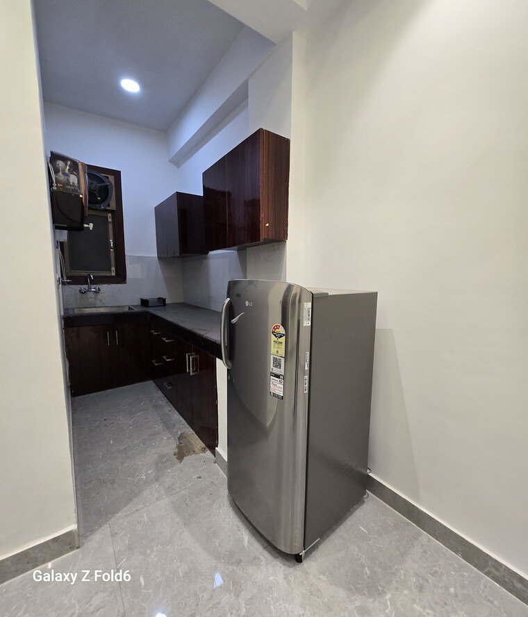 Kitchen, chattarpur 1 Bedroom 1000 Sq.Ft. Builder Floor In Chattarpur Delhi 9537277