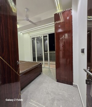 Master Bedroom in 1 BHK Builder Floor at Chattarpur – for Rent