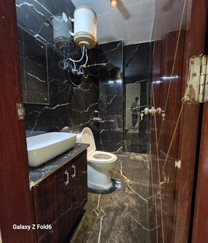 Washroom in 1 BHK Builder Floor at Chattarpur – for Rent