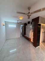 3 BHK + Pooja Room 1650 Sq.Ft. Builder Floor in Knowledge Park V Greater Noida