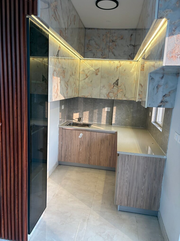 Kitchen, knowledge park v greater noida 3 Bedroom 1650 Sq.Ft. Builder Floor In Knowledge Park V Greater Noida Greater Noida 9537244