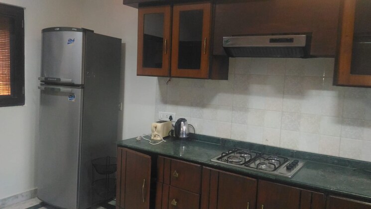 Kitchen, safdarjung enclave 4 Bedroom 3000 Sq.Ft. Builder Floor In Safdarjung Enclave Delhi 9537499