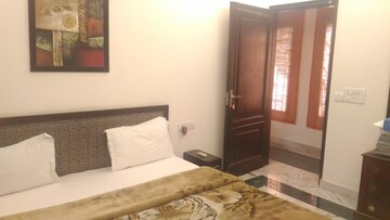 Living Room in 4 BHK Builder Floor at Safdarjung Enclave – for Rent