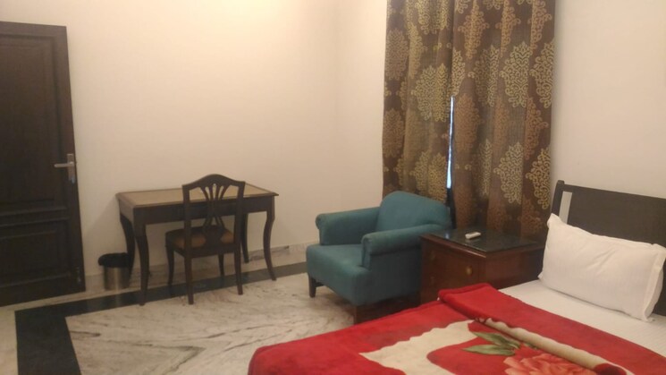 Living Room, safdarjung enclave 4 Bedroom 3000 Sq.Ft. Builder Floor In Safdarjung Enclave Delhi 9537499