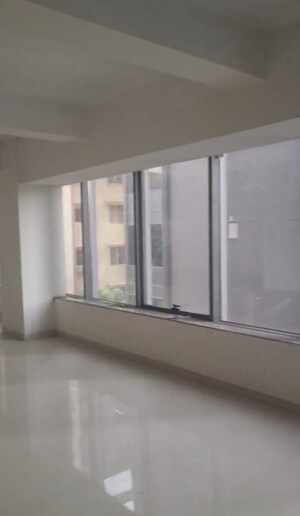 Room in  Office Space at Savaliya Krish Cubical, Thaltej – for Rent