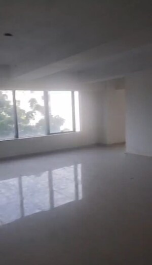 Room in  Office Space at Savaliya Krish Cubical, Thaltej – for Rent