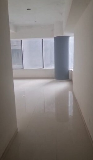 Room in  Office Space at Savaliya Krish Cubical, Thaltej – for Rent