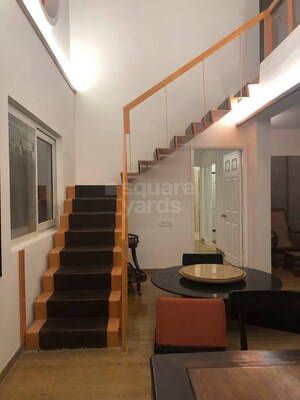 Building Lobby in 4 BHK Villa at Richmond Premier, Richmond Road – for Rent