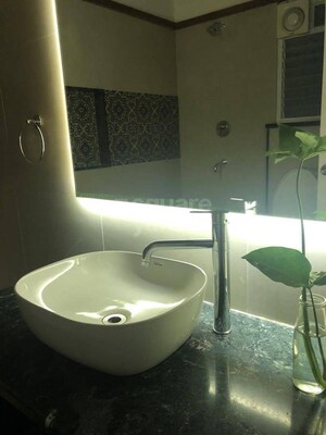 Bathroom in 4 BHK Villa at Richmond Premier, Richmond Road – for Rent