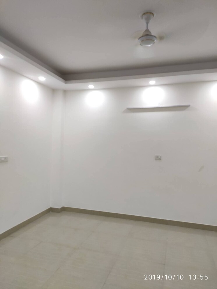 Living Room, chattarpur 3 Bedroom 1150 Sq.Ft. Builder Floor In Chattarpur Delhi 9537550