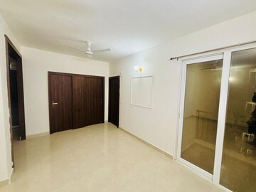 Room in 2 BHK Apartment at Signature The Millennia 3, Sector 37d – for Rent