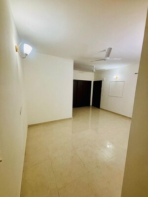 Room in 2 BHK Apartment at Signature The Millennia 3, Sector 37d – for Rent
