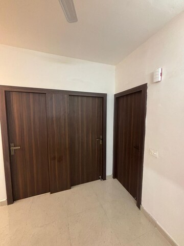 Room in 2 BHK Apartment at Signature The Millennia 3, Sector 37d – for Rent