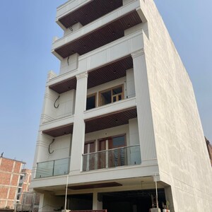 3 BHK Builder Floor – Exterior View View at BPTP District 3, Sector 85 - for Sale