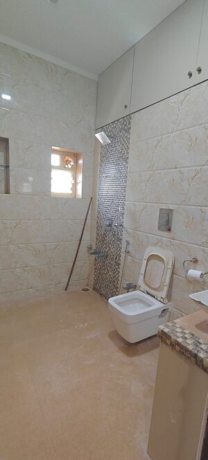 Bathroom in 2 BHK Apartment at Lokhandwala Harmony, Worli – for Rent