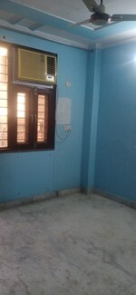 2 BHK + Servant Room 650 Sq.Ft. Builder Floor in Vinayak Property 