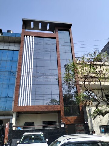  Office Space – Exterior View View at Sector 16 - for Rent