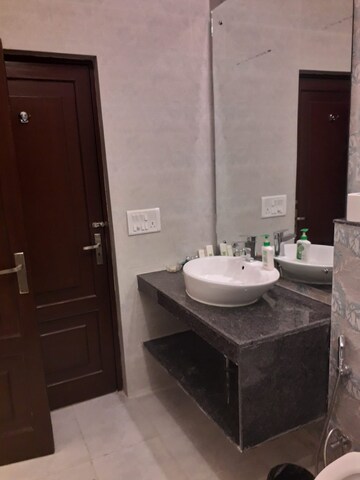 Bathroom in 3 BHK Builder Floor at Safdarjung Enclave – for Rent