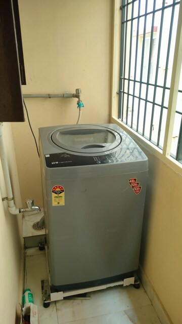 Furnished Amenities in 3 BHK Builder Floor at Tambaram West – for Sale