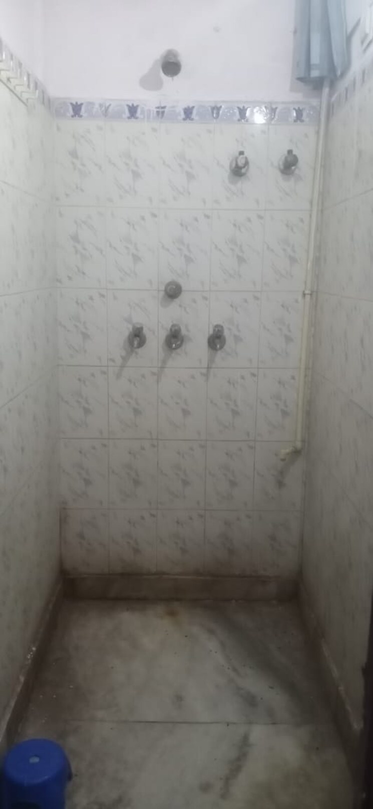 Bathroom, nirman vihar 2 Bedroom 650 Sq.Ft. Builder Floor In Nirman Vihar Delhi 9537817