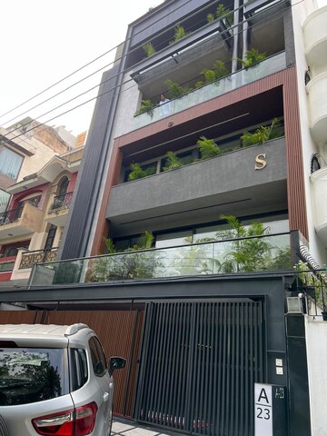 4 BHK Builder Floor – Exterior View View at West End Colony - for Rent