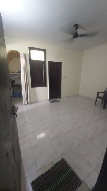1.5 BHK Builder Floor For Rent in Mayur Vihar