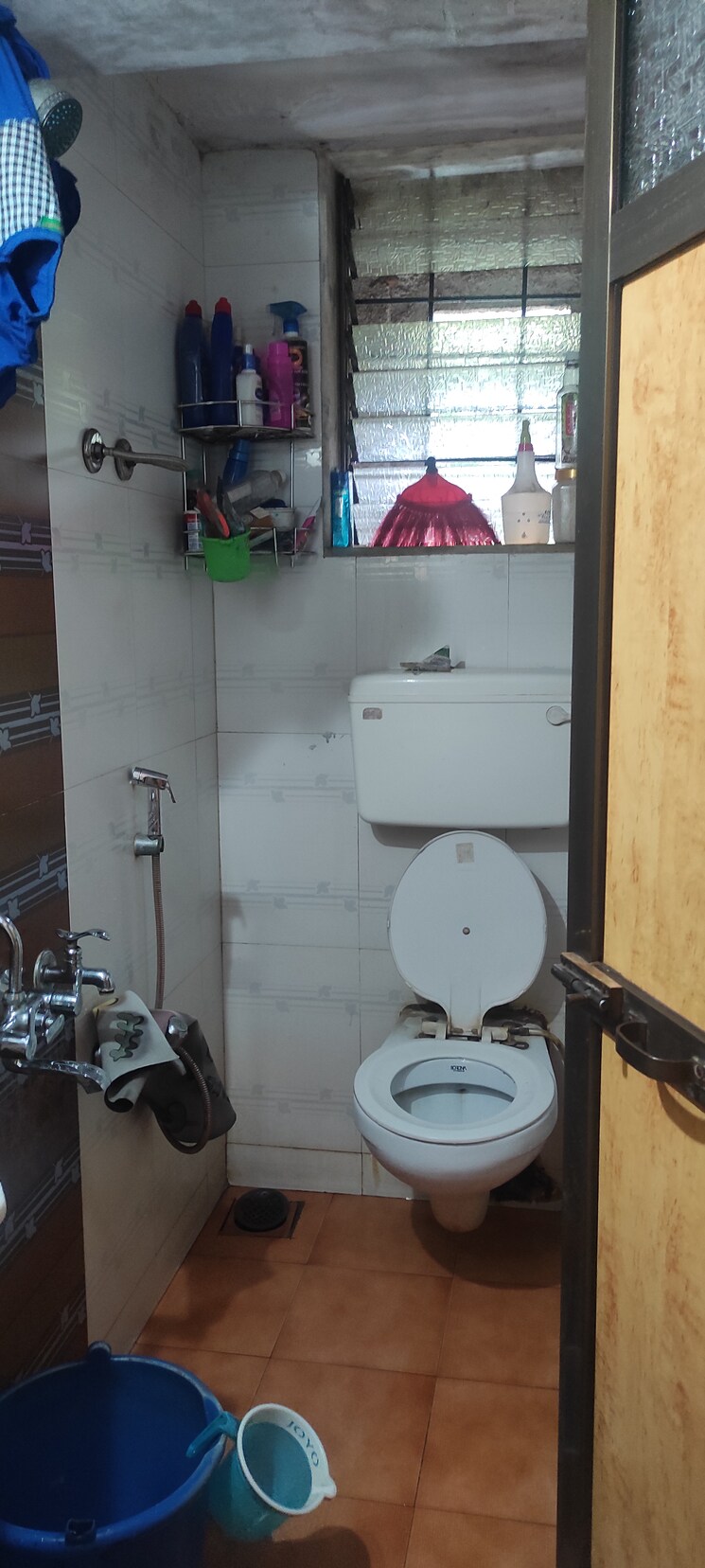 Bathroom, brahmand-chs 2 Bedroom 760 Sq.Ft. Apartment In Brahmand Thane 9538060