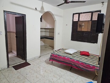 1.5 BHK Builder Floor For Sale in Mayur Vihar