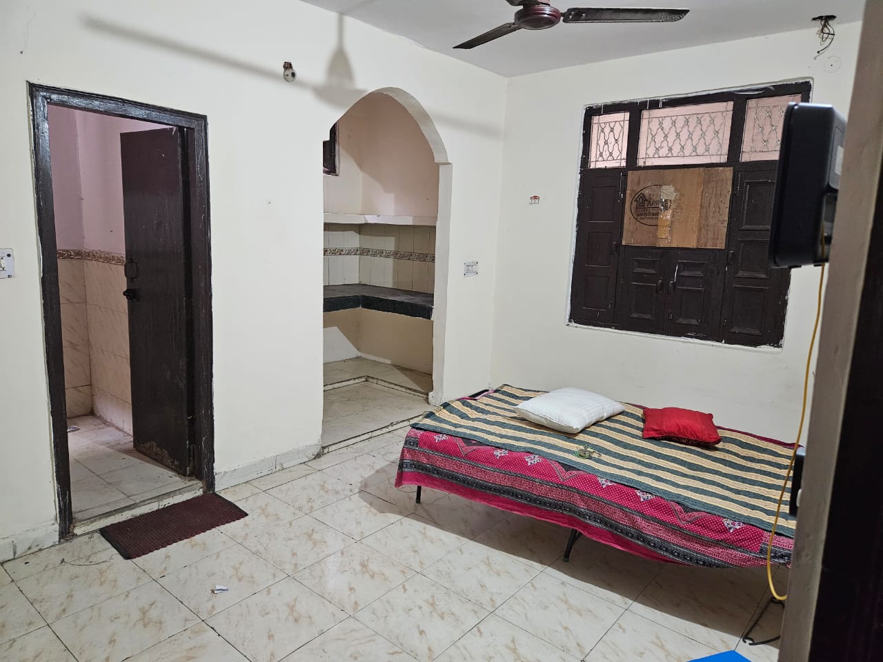 1.5 BHK Builder Floor For Sale in Patpar Ganj Village Nr ad