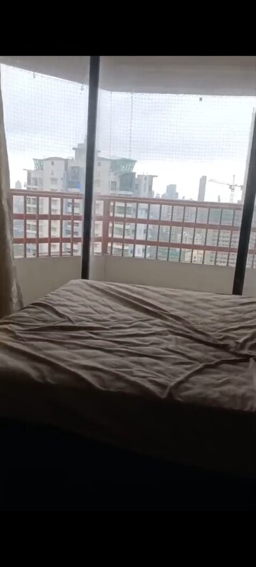 Bedroom in 2.5 BHK Apartment at Tata Falcons Crest, Parel – for Rent