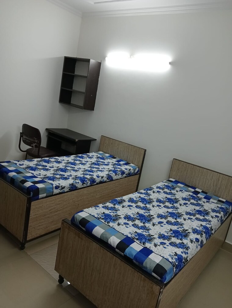 Bedroom, old rajinder nagar 2 Bedroom 850 Sq.Ft. Apartment In Old Rajinder Nagar Delhi 9538238