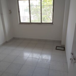 Room in 1.5 BHK Apartment at Sai Sadan Lower Parel, Lower Parel – for Rent