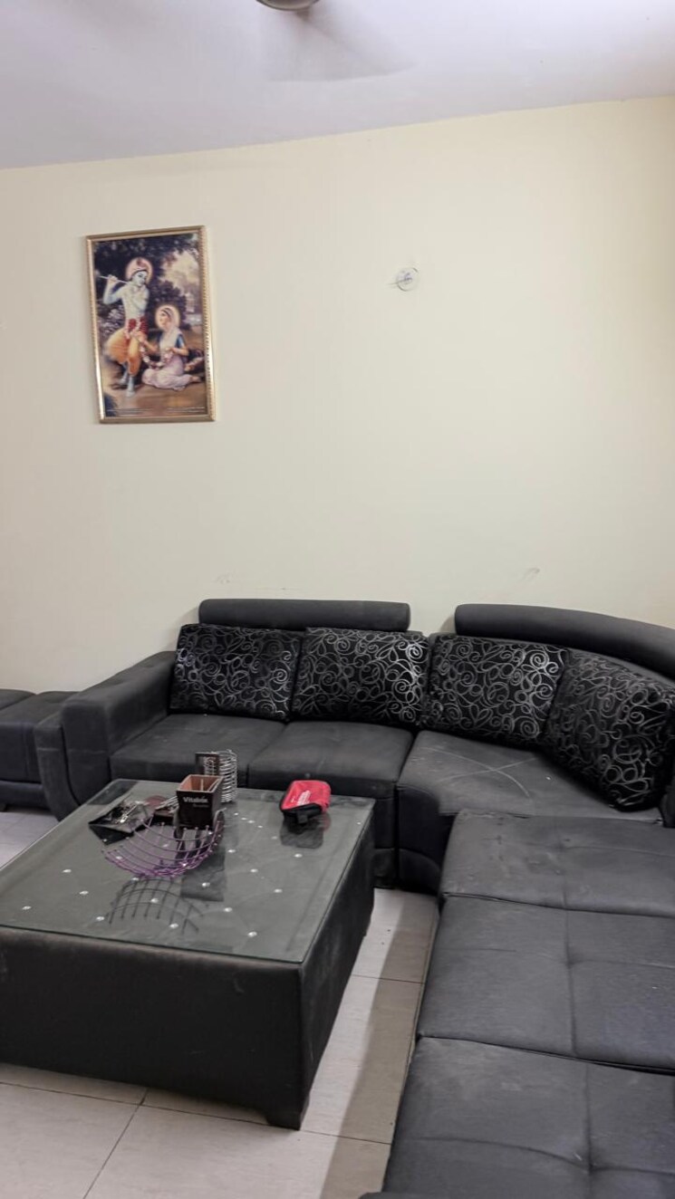 Living Room, wave-city 2 Bedroom 134 Sq.Yd. Builder Floor In Wave City Ghaziabad 9538263