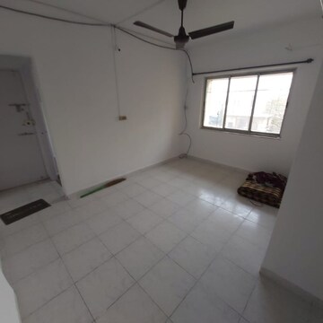 Room in 2 BHK Apartment at Sai Sadan Lower Parel, Lower Parel – for Rent